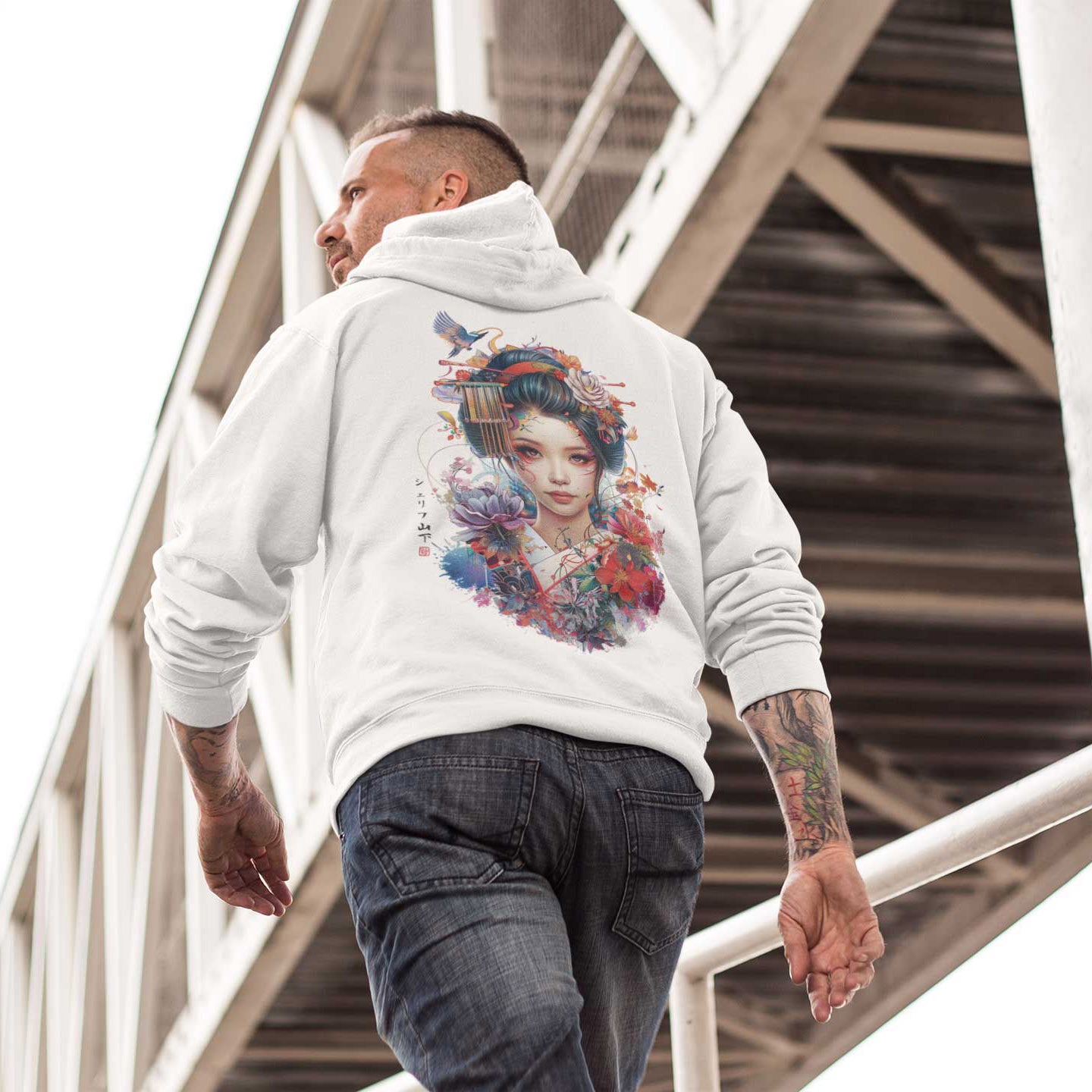 Japan Geisha Hoodie Unisex Damen Herren im Tattoo-Style von YAMASHITA in off-white natur-weiss - Motiv hinten