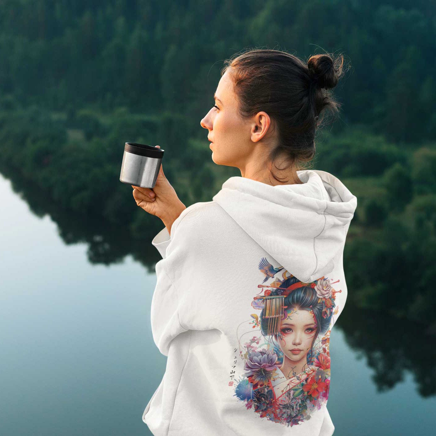 Japan Geisha Hoodie Unisex Damen Herren im Tattoo-Style von YAMASHITA in off-white natur-weiss - Motiv hinten
