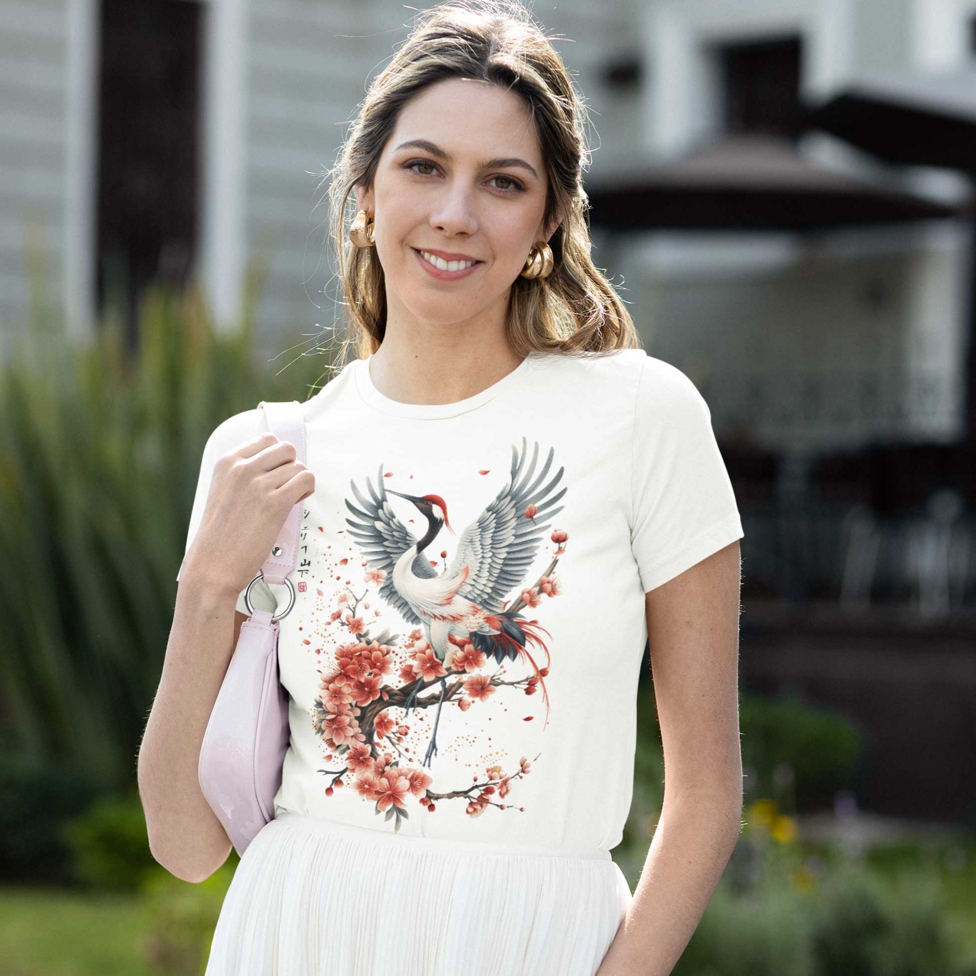 Japan Kranich Damen T-Shirt "Crane & Flower" im Tattoo-Style von YAMASHITA in weiss