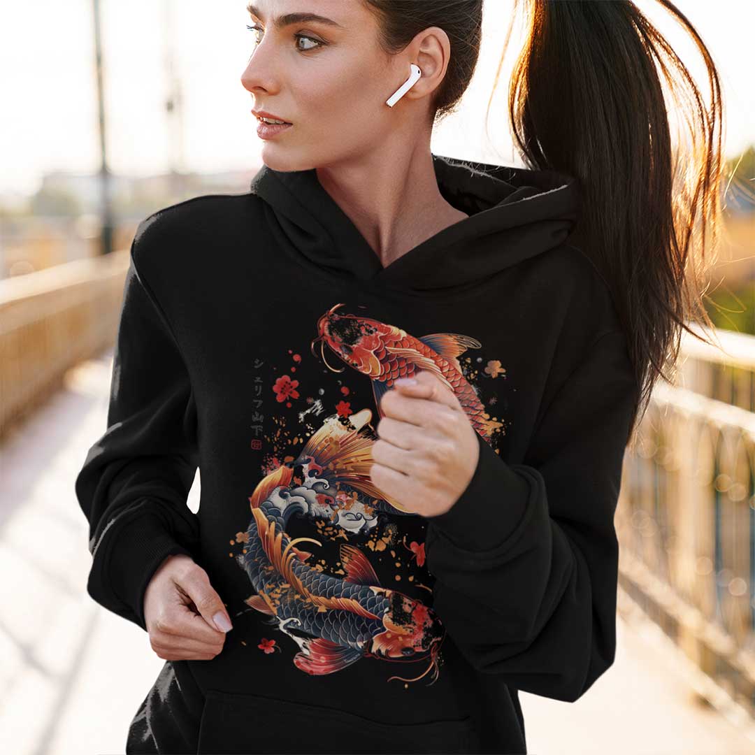 Japan Koi Hoodie Unisex Damen Herren "Dancing Koi"  im Tattoo-Style von YAMASHITA in schwarz - Motiv vorne